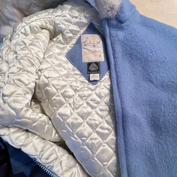 Made in Canada Women's Wool Coat with Inuit style embroidery designs. - Picture 6 of 12